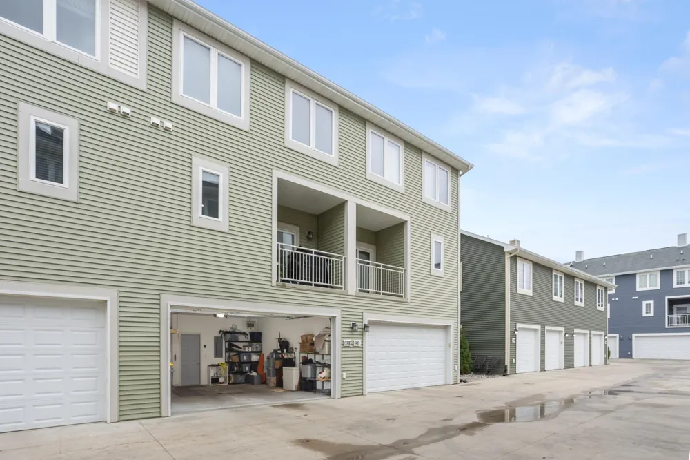 503 33rd Way E #B West Fargo, ND 58078