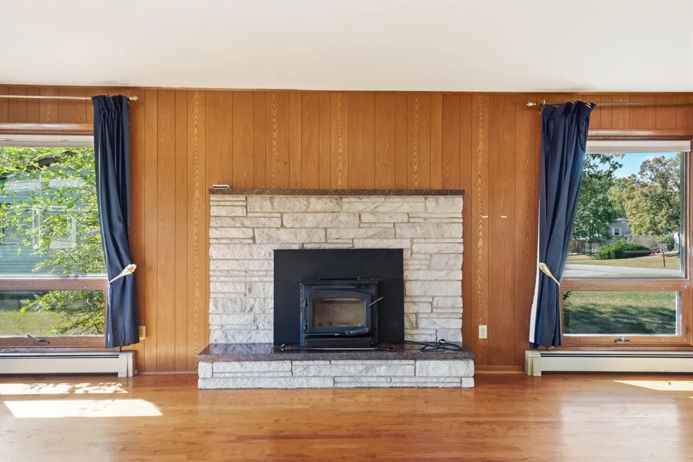 9473 Crestview Drive Saint Joseph, MN 56374
