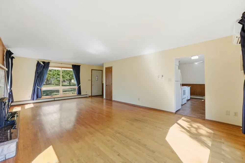9473 Crestview Drive Saint Joseph, MN 56374