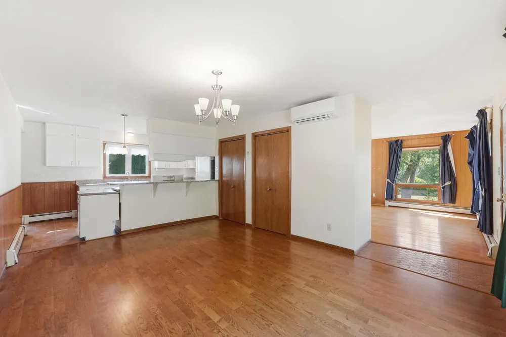 9473 Crestview Drive Saint Joseph, MN 56374