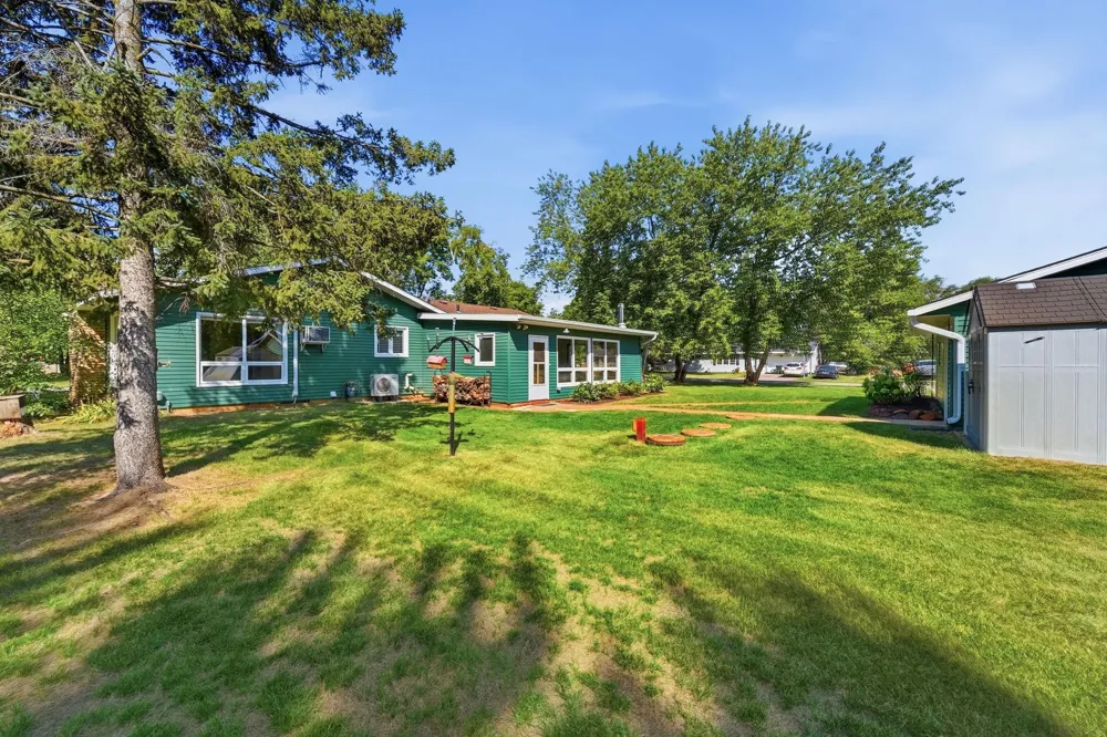 9473 Crestview Drive Saint Joseph, MN 56374