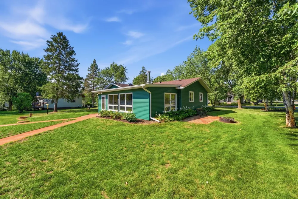 9473 Crestview Drive Saint Joseph, MN 56374