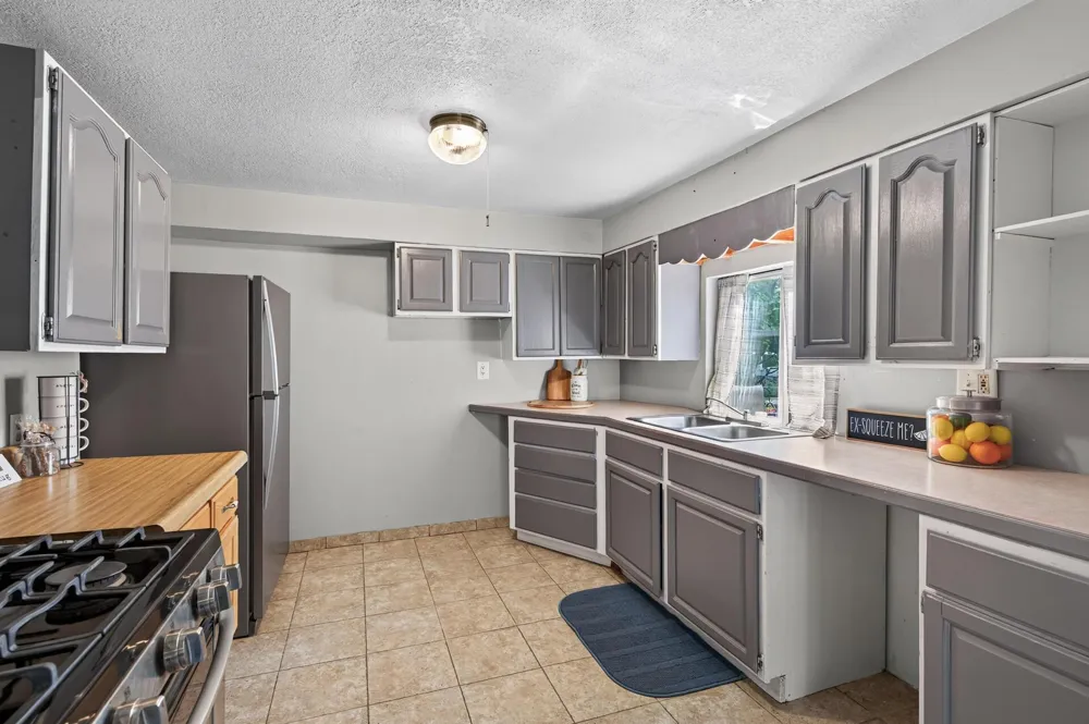 158 Moreland Avenue E West Saint Paul, MN 55118