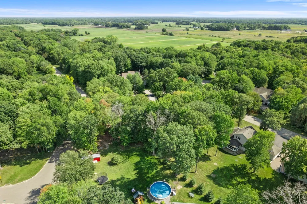 2733 158th Avenue NE Ham Lake, MN 55304