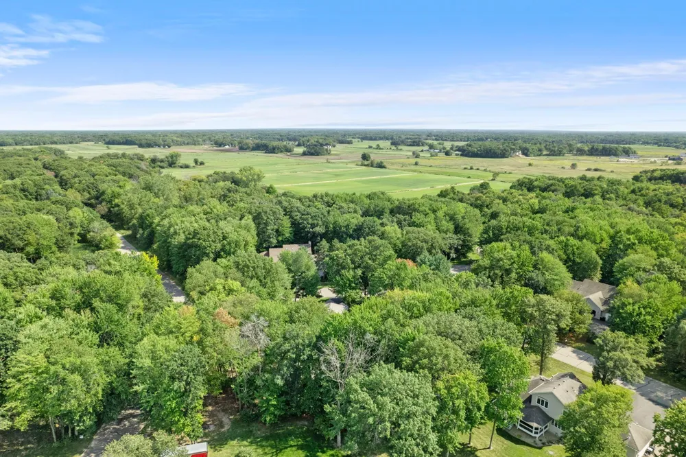 2733 158th Avenue NE Ham Lake, MN 55304