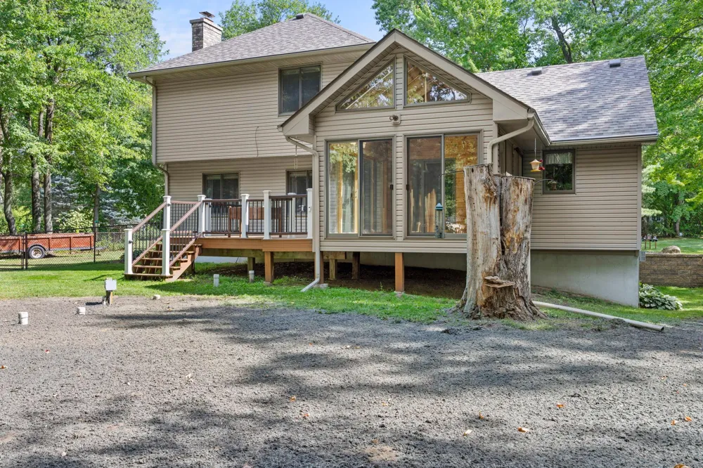 2733 158th Avenue NE Ham Lake, MN 55304