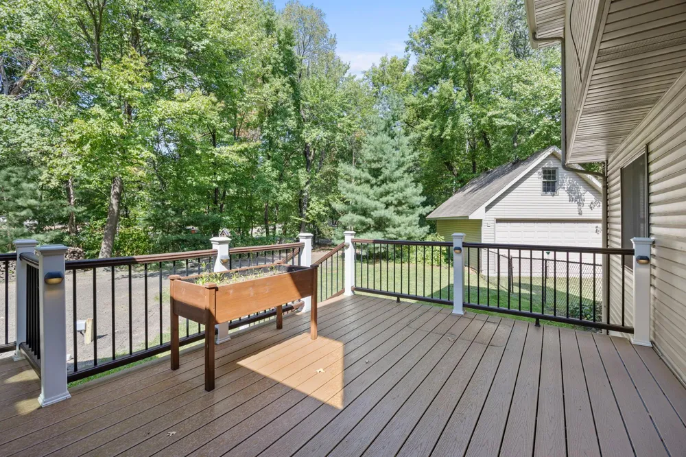 2733 158th Avenue NE Ham Lake, MN 55304