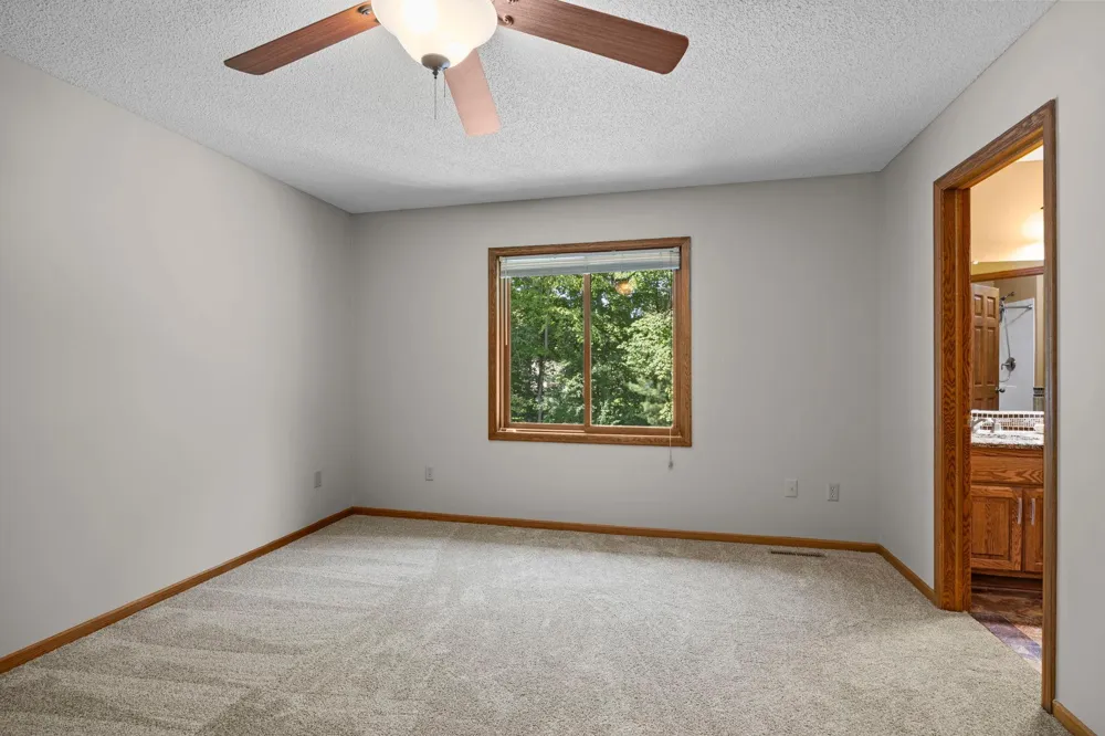 2733 158th Avenue NE Ham Lake, MN 55304