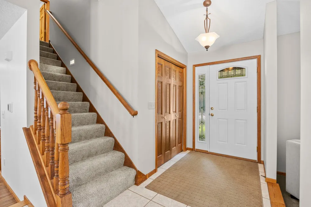 2733 158th Avenue NE Ham Lake, MN 55304