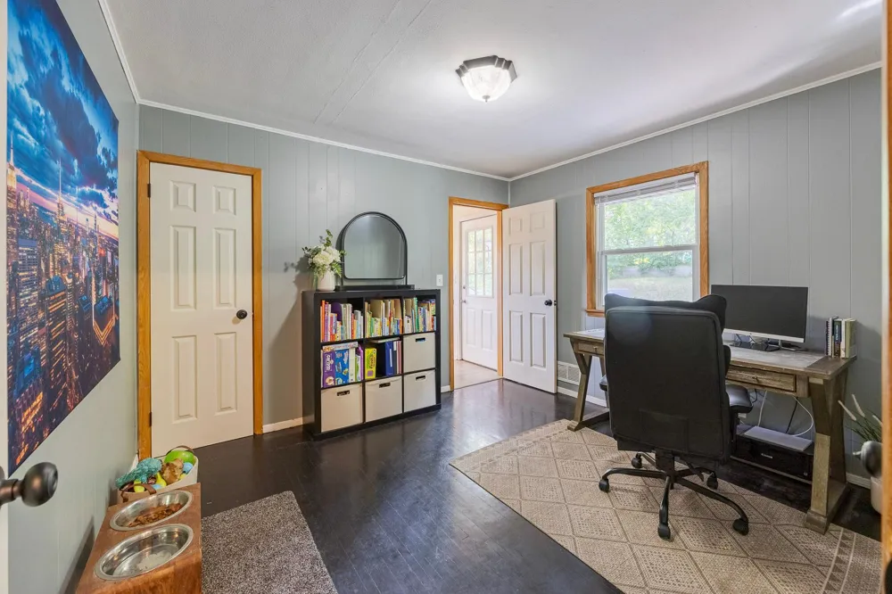 1607 Southview Boulevard South Saint Paul, MN 55075
