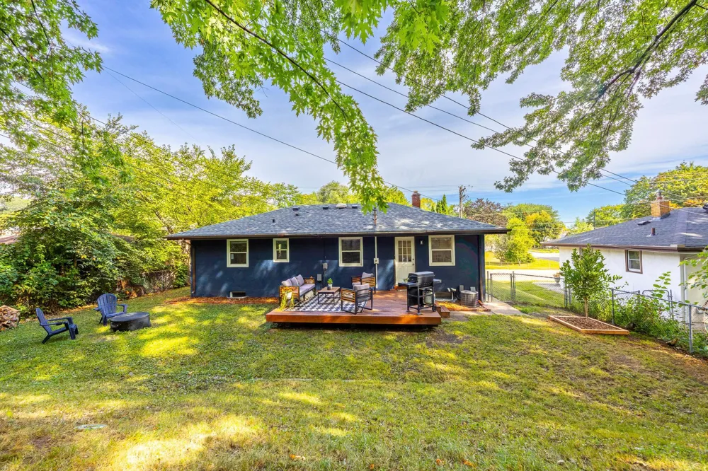 1607 Southview Boulevard South Saint Paul, MN 55075