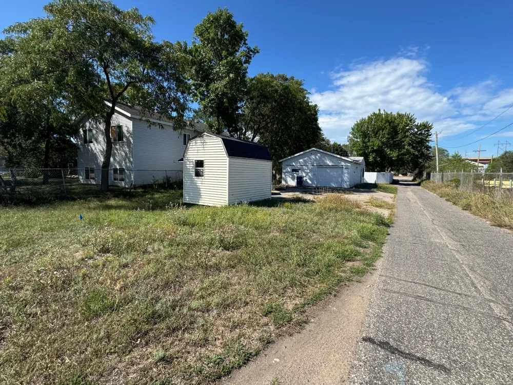 431 37th Avenue Saint Cloud, MN 56303