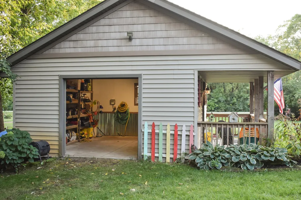17500 Blackbird Trail Hastings, MN 55033