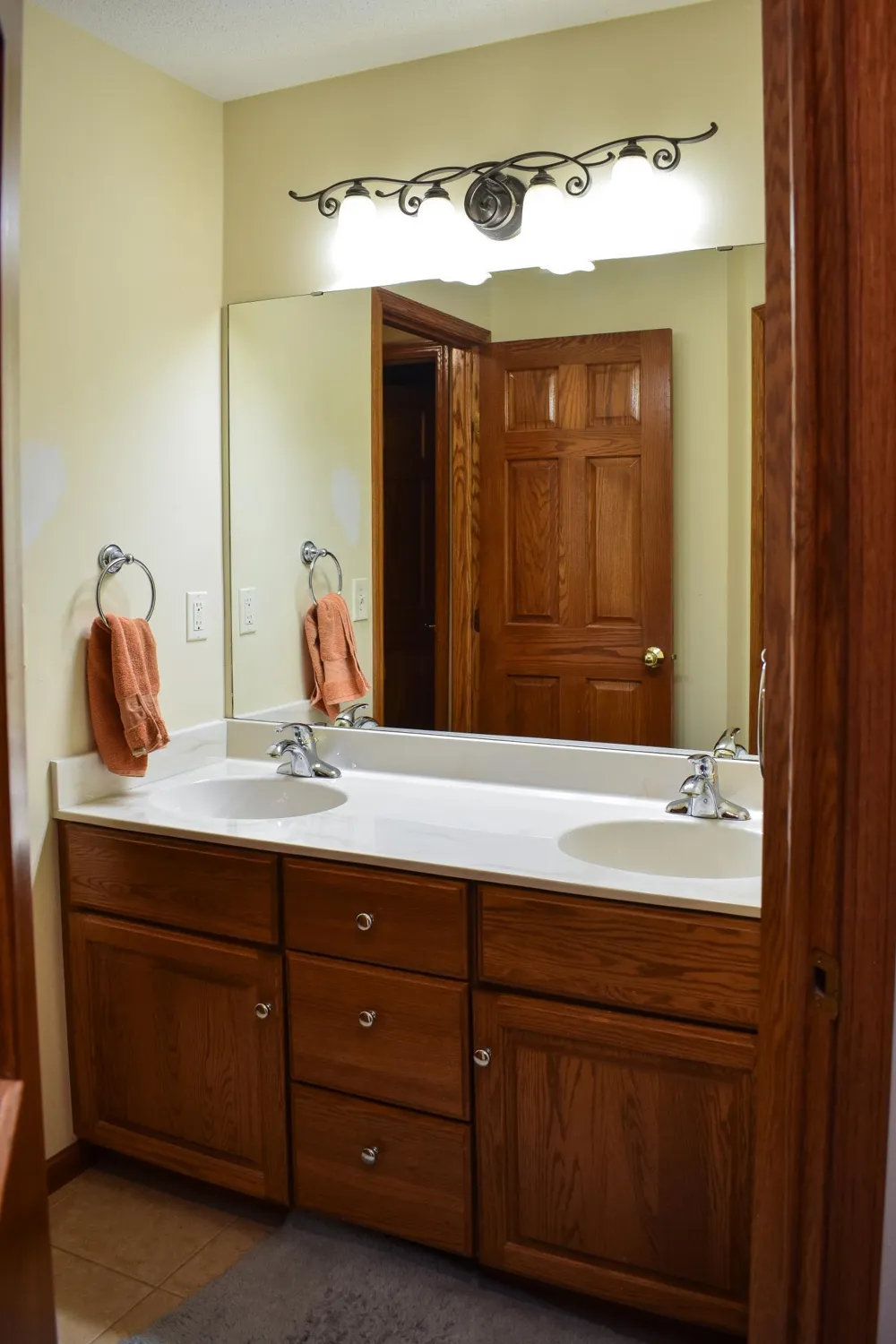 17500 Blackbird Trail Hastings, MN 55033