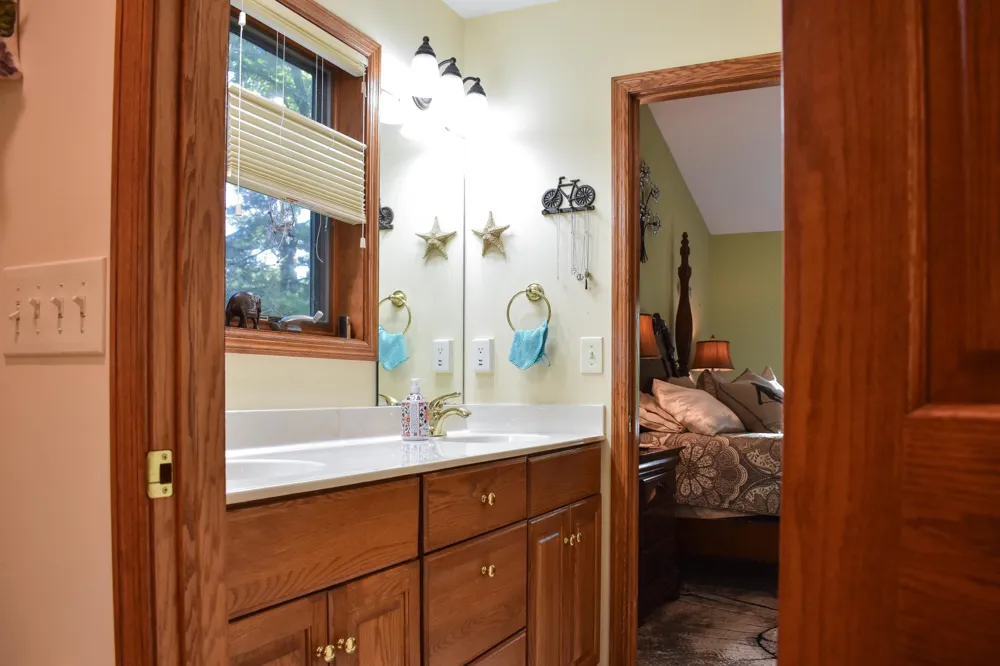 17500 Blackbird Trail Hastings, MN 55033