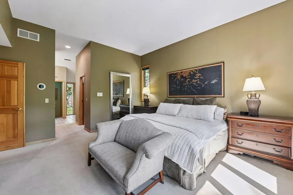 5535 Wingwood Court Minnetonka, MN 55345