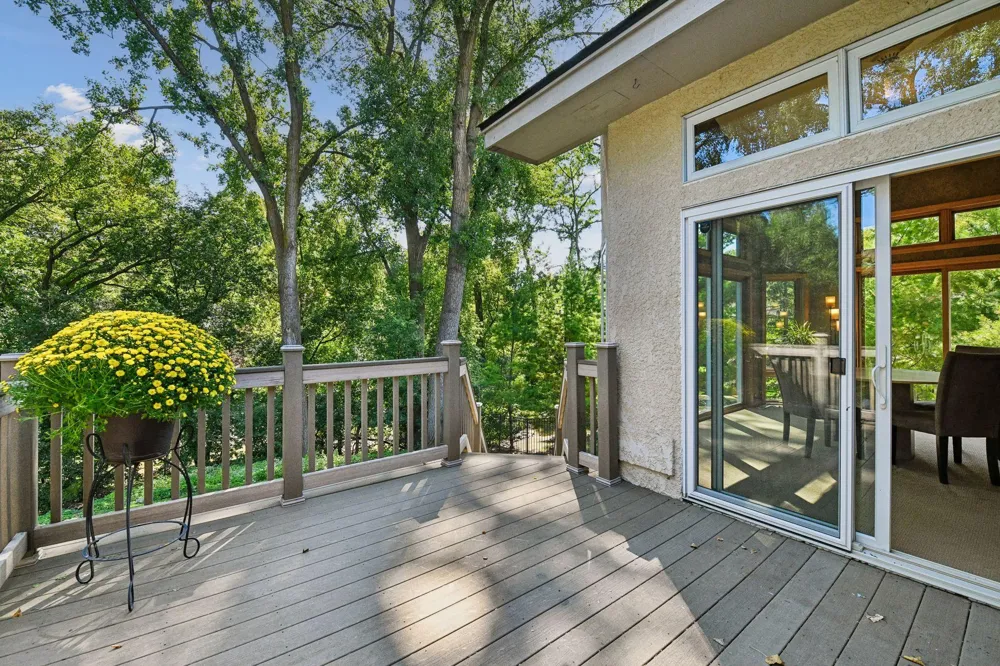 5535 Wingwood Court Minnetonka, MN 55345