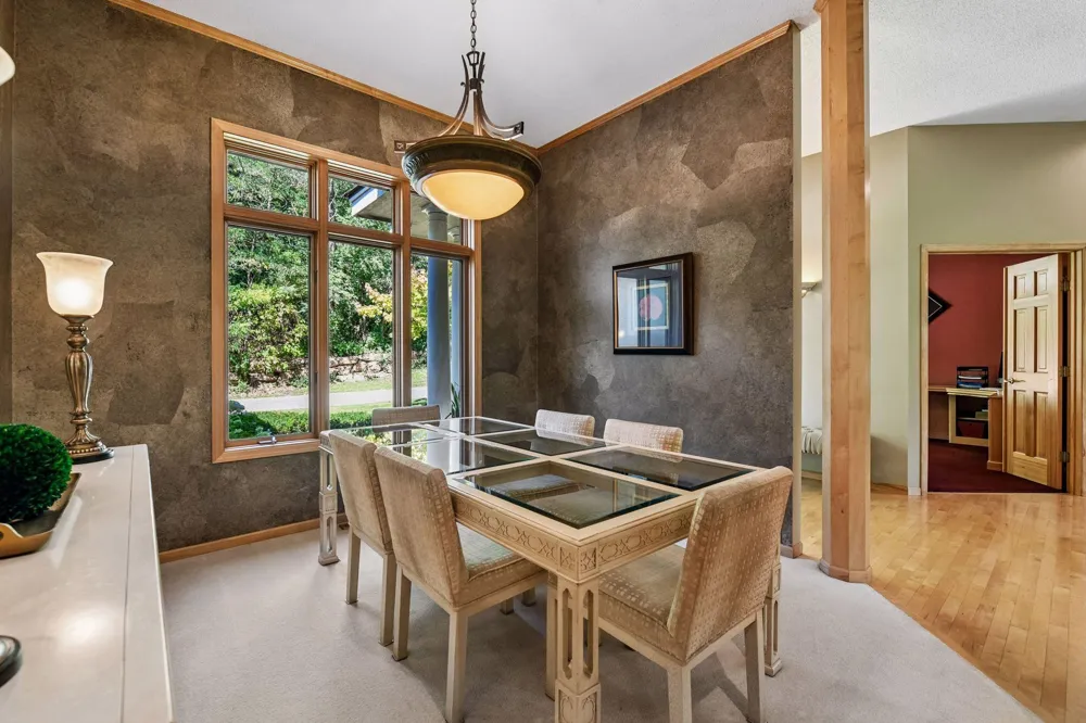 5535 Wingwood Court Minnetonka, MN 55345
