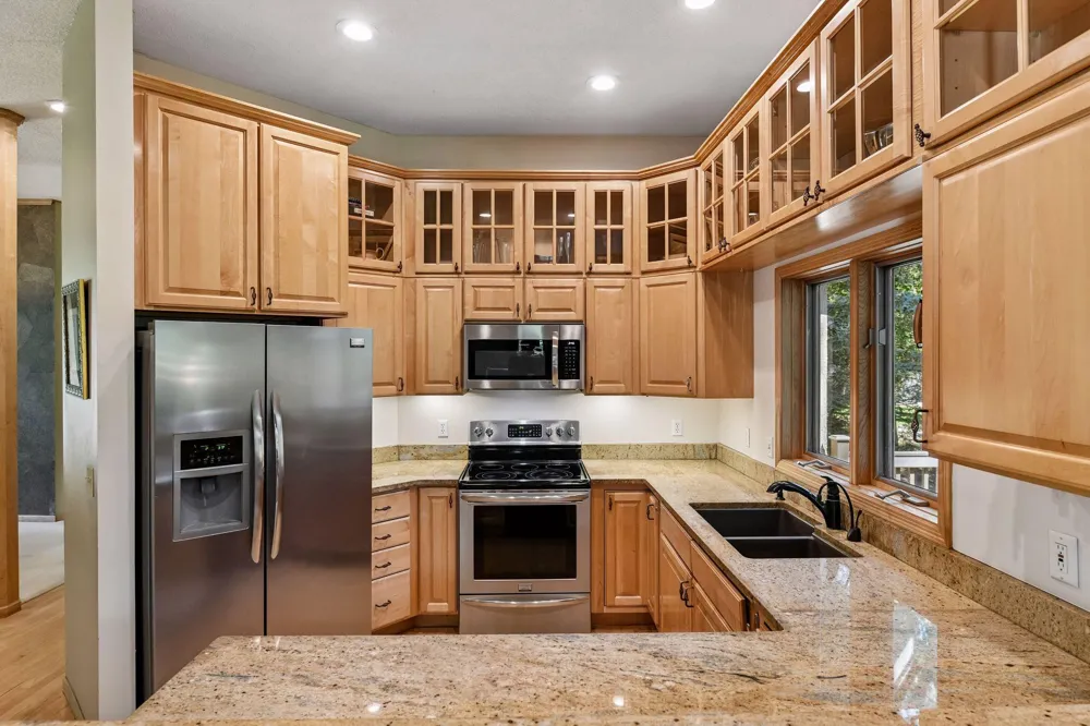 5535 Wingwood Court Minnetonka, MN 55345
