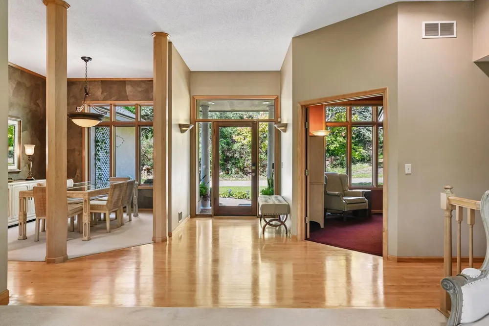 5535 Wingwood Court Minnetonka, MN 55345
