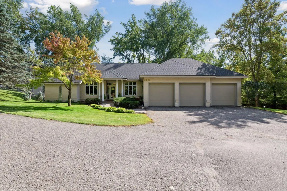 5535 Wingwood Court Minnetonka, MN 55345