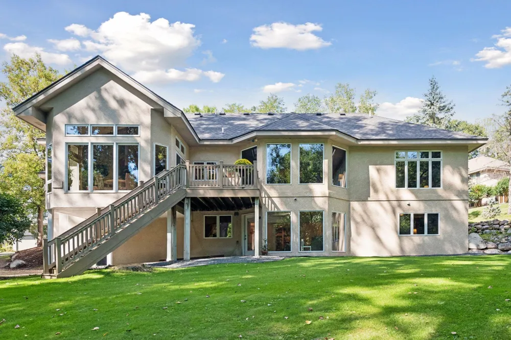 5535 Wingwood Court Minnetonka, MN 55345