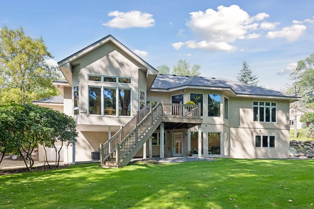 5535 Wingwood Court Minnetonka, MN 55345