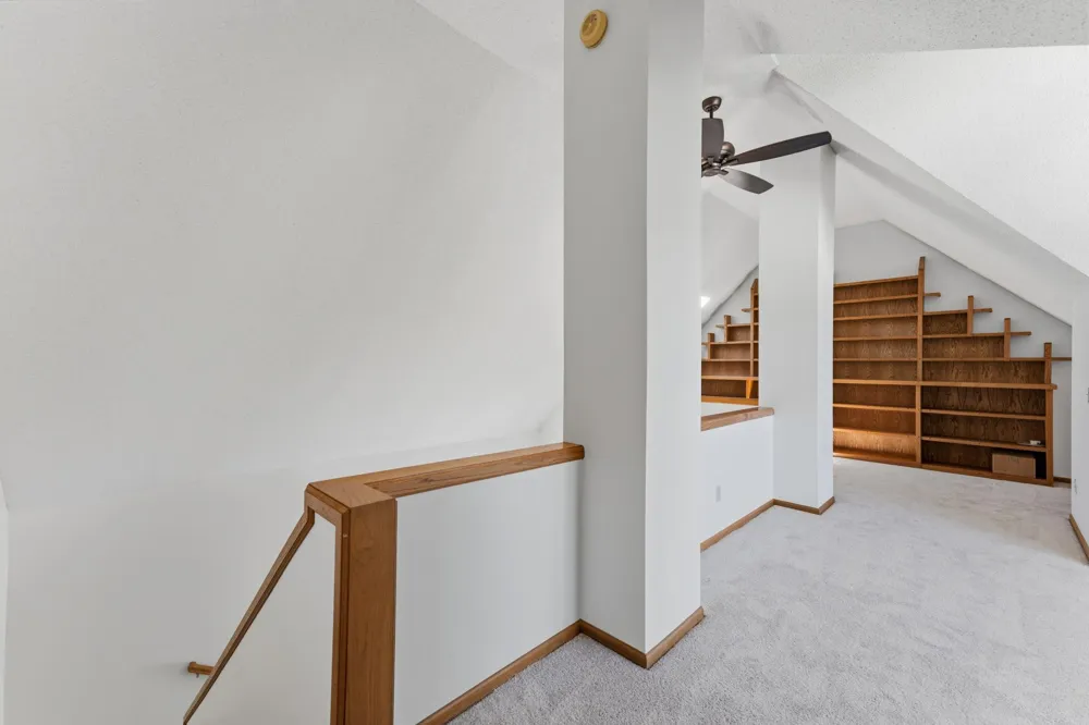 933 Dartmouth Place SE Minneapolis, MN 55414
