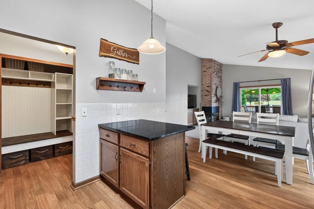5144 W 143rd Street Savage, MN 55378