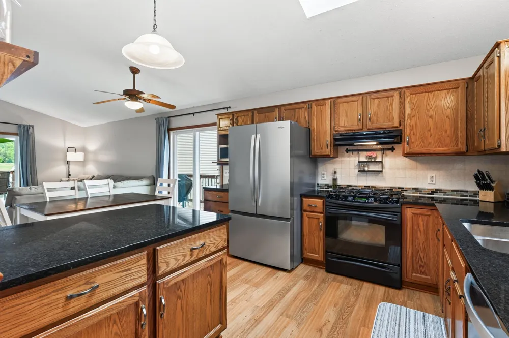 5144 W 143rd Street Savage, MN 55378