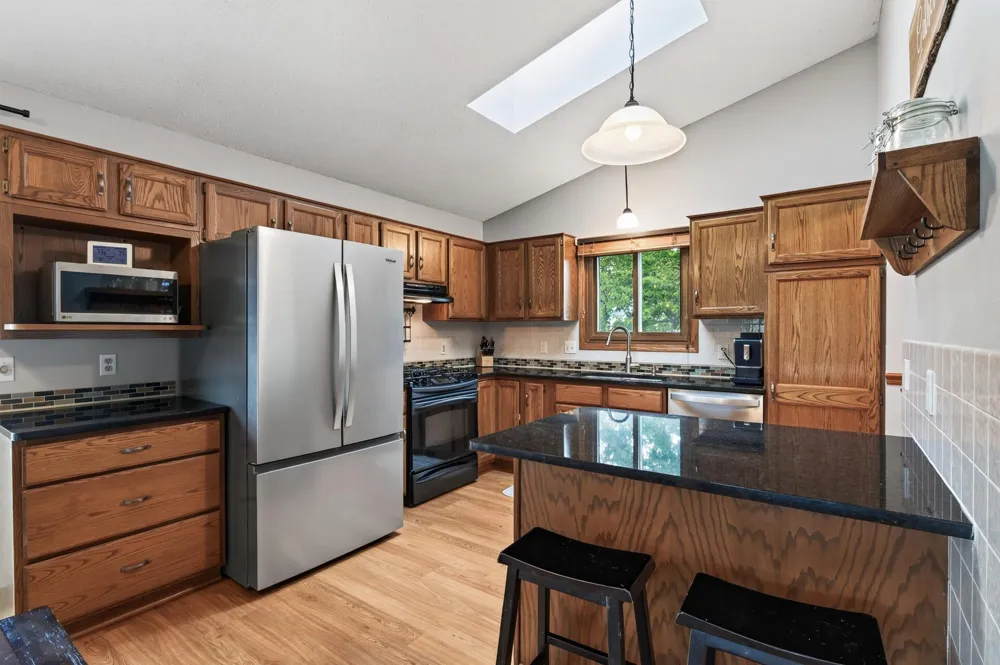 5144 W 143rd Street Savage, MN 55378