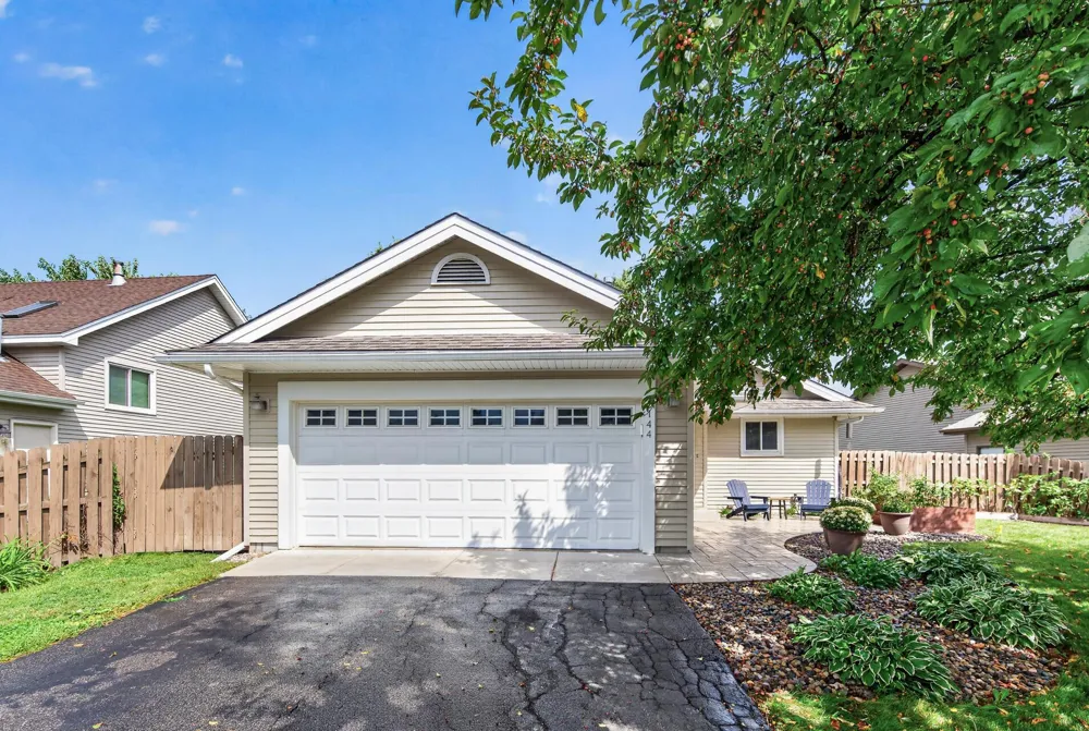 5144 W 143rd Street Savage, MN 55378
