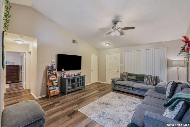9140 Timber Path #UNIT 2502 San Antonio, TX 78250