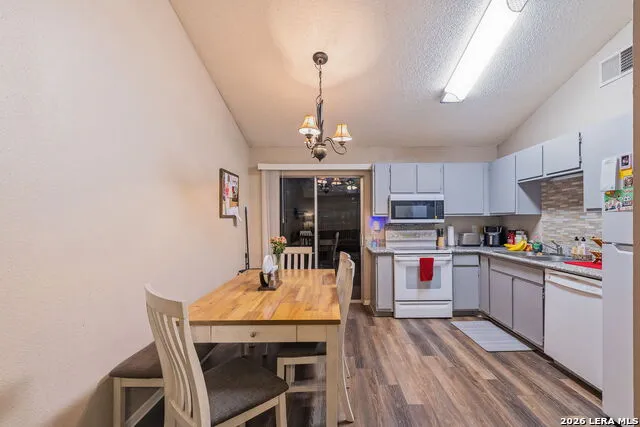 9140 Timber Path #UNIT 2502 San Antonio, TX 78250