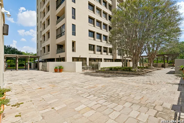 4001 NEW BRAUNFELS AVE #404 San Antonio, TX 78209