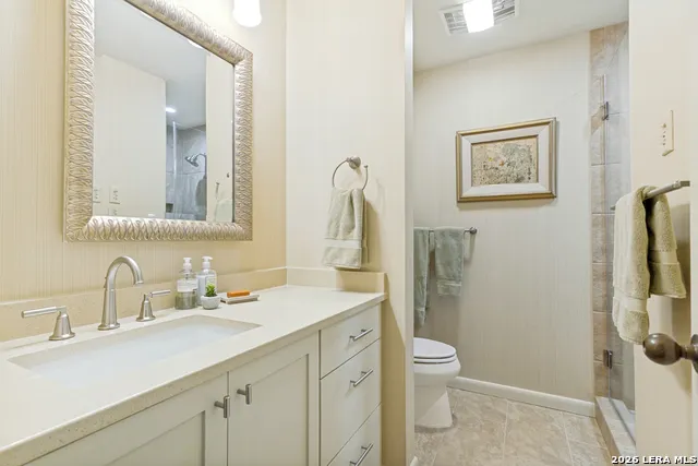 4001 NEW BRAUNFELS AVE #404 San Antonio, TX 78209