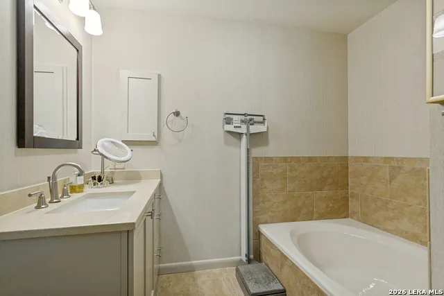 4001 NEW BRAUNFELS AVE #404 San Antonio, TX 78209