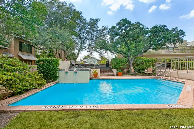 4001 NEW BRAUNFELS AVE #404 San Antonio, TX 78209