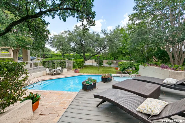 4001 NEW BRAUNFELS AVE #404 San Antonio, TX 78209