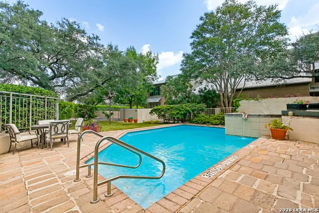 4001 NEW BRAUNFELS AVE #404 San Antonio, TX 78209