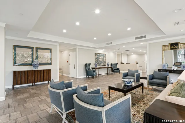 4001 NEW BRAUNFELS AVE #404 San Antonio, TX 78209