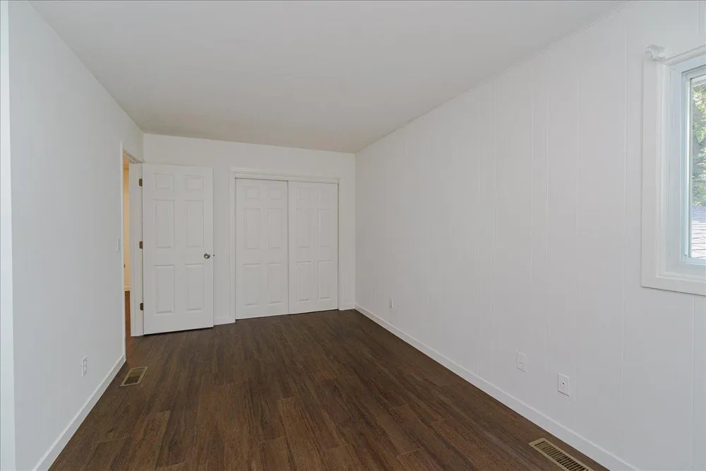 312 Griffit Street Edina, MN 55343