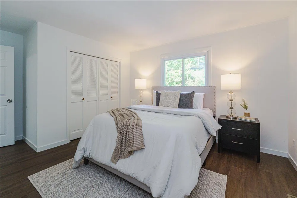 312 Griffit Street Edina, MN 55343