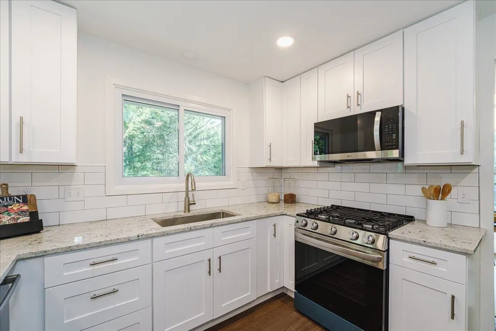 312 Griffit Street Edina, MN 55343