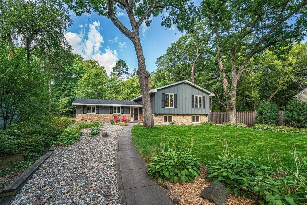 312 Griffit Street Edina, MN 55343
