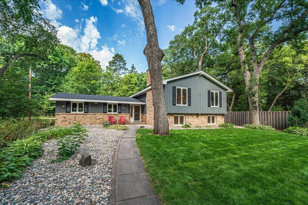 312 Griffit Street Edina, MN 55343