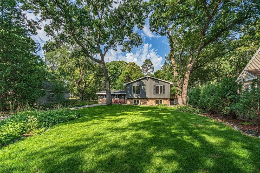 312 Griffit Street Edina, MN 55343