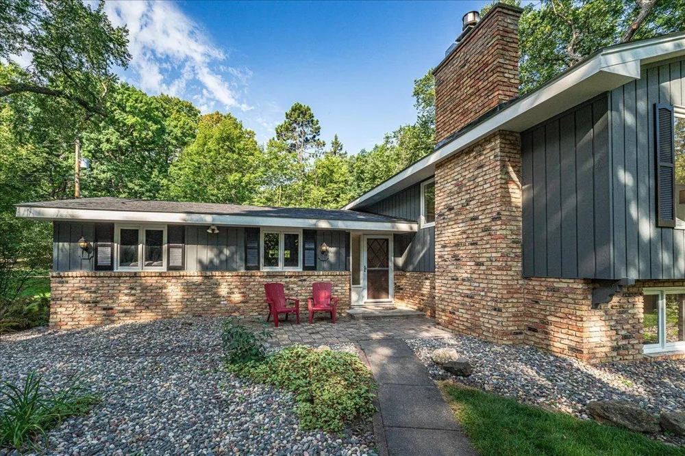 312 Griffit Street Edina, MN 55343