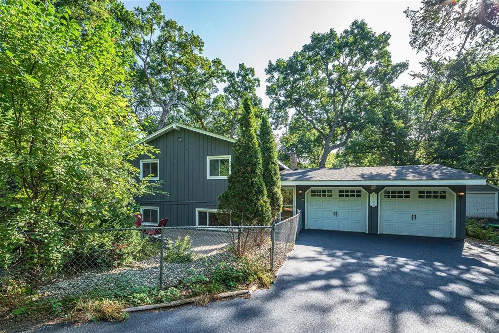 312 Griffit Street Edina, MN 55343