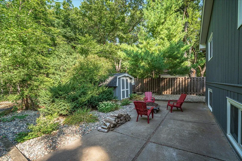 312 Griffit Street Edina, MN 55343